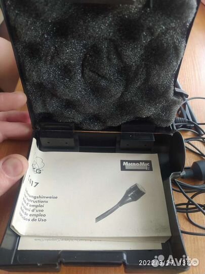 Микрофон akg
