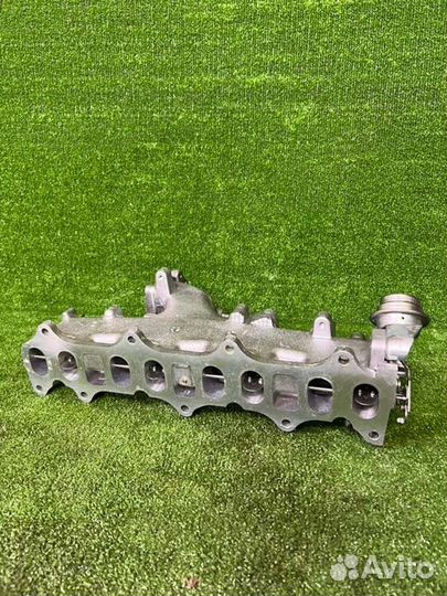 Впускной коллектор Toyota Land Cruiser Prado 150