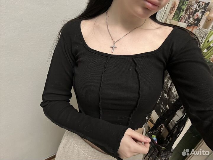 Кроп топ с длинным рукавом с жыектом корсета