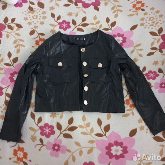 Продам весь набор одежды