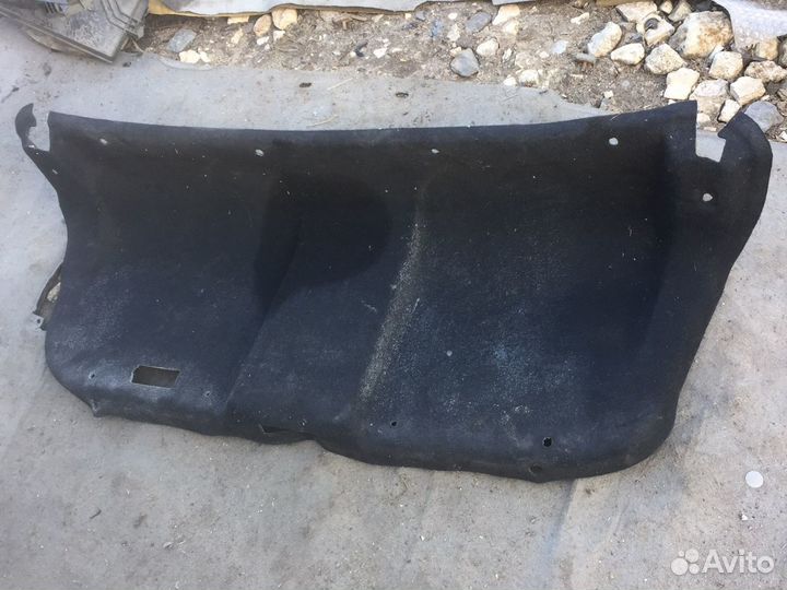 Обшивка крышки багажника Ниссан Альмера G15