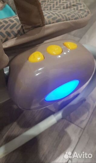 Шезлонг детский babyton