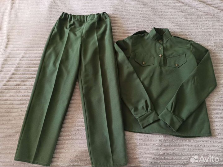 Военная солдатская форма (гимнастёрка и брюки)