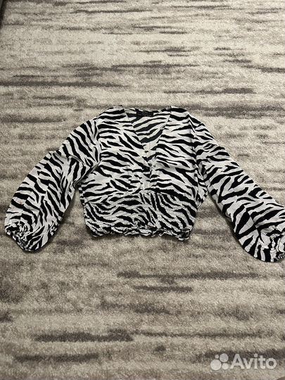 Женские вещи 40-42