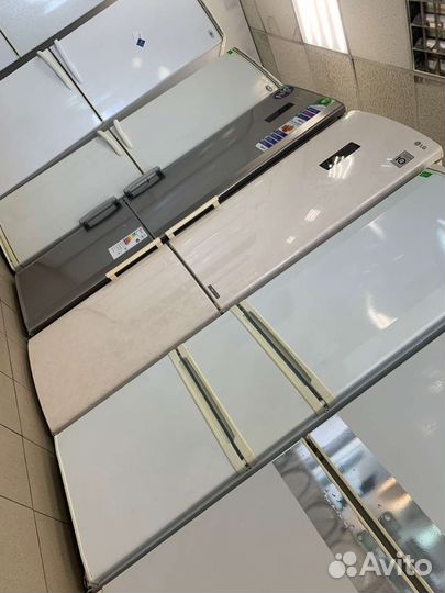 Холодильник б/у двухкамерный