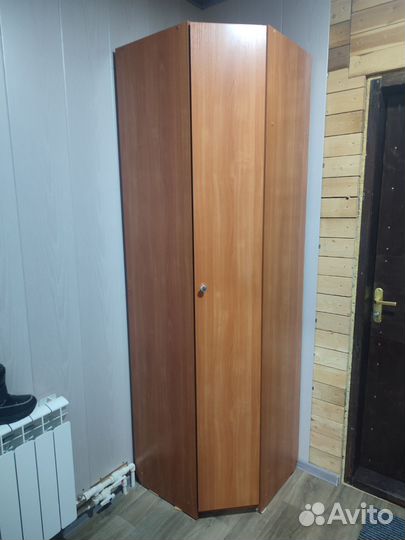 Шкаф угловой бу