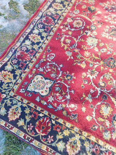 Ковры шерстяные