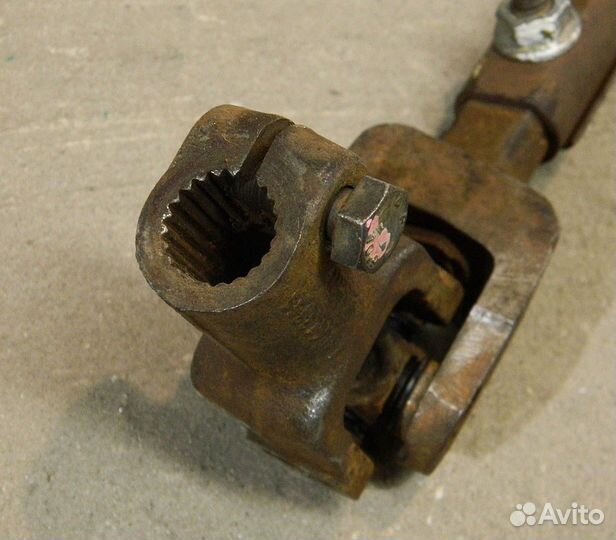 Карданчик рулевой VW Vento / Golf 3