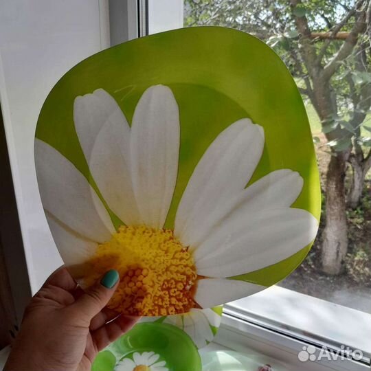 Стеклянные тарелки