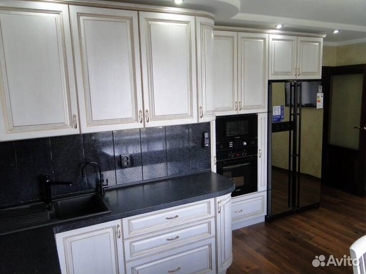 Кухонный гарнитур элит массив