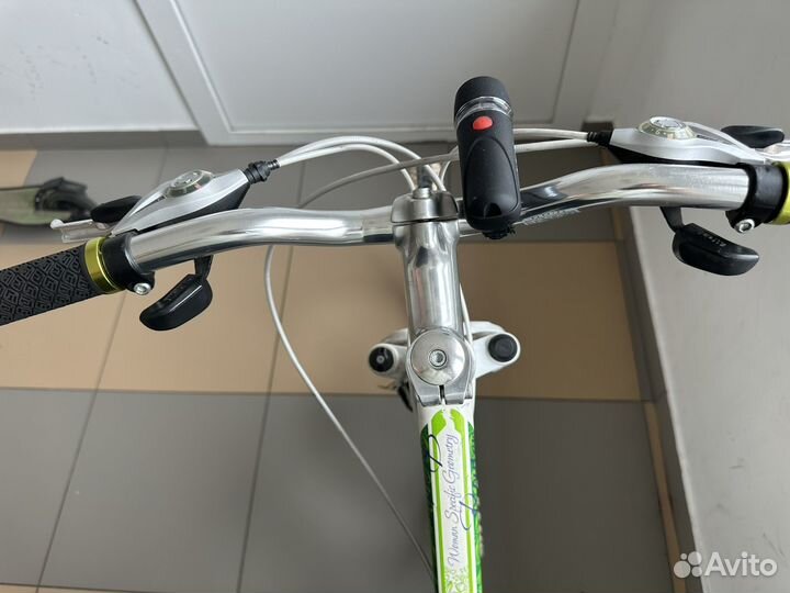 Велосипед 24 скорости Stark 16 Router Lady горный