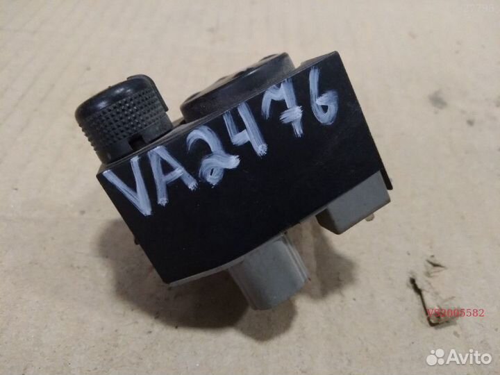 Джойстик зеркал audi A8 D2