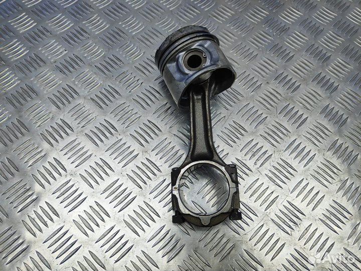 Поршень с шатуном Mitsubishi Pajero Sport 2 4D56