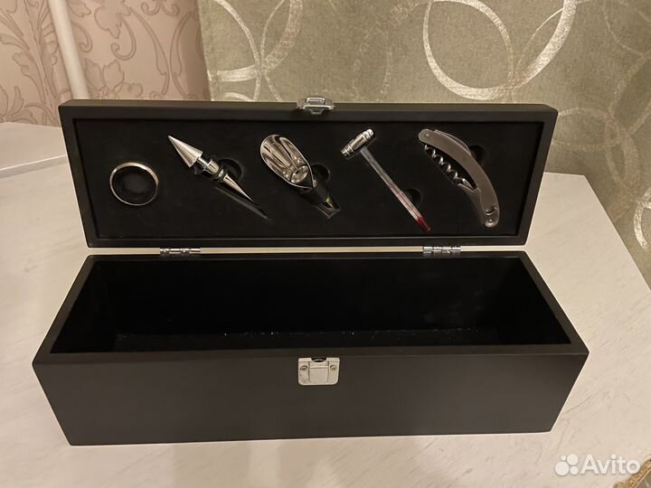 Подарочная коробка для бутылки