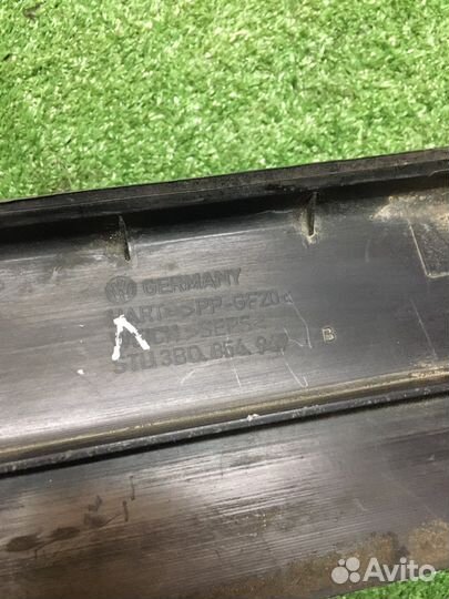 Молдинг двери задней левой VW passat b5