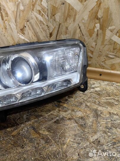 Фара Левая ксенон Ауди А6 С6 Рестайл 4F0941029