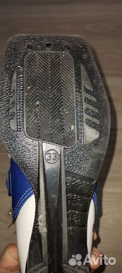 Лыжные ботинки