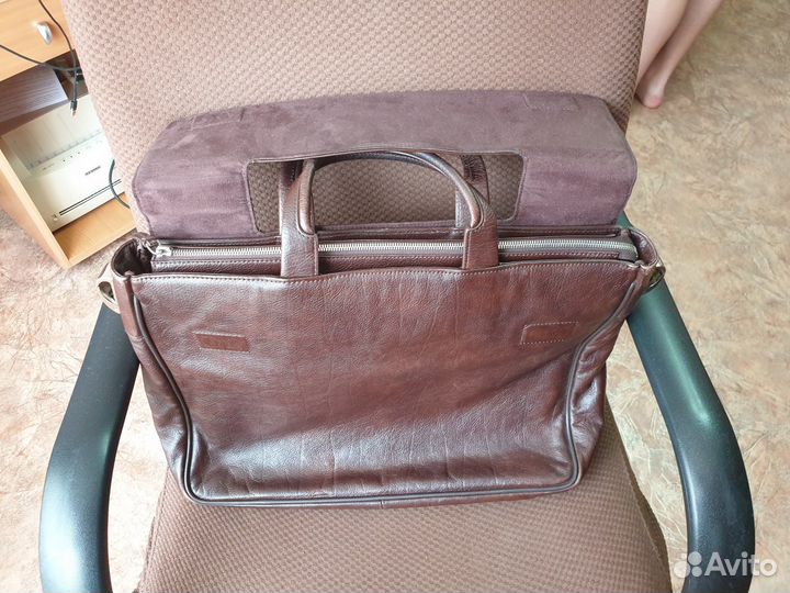 Мужской кожаный портфель Рiquadro. Б\у. Италия