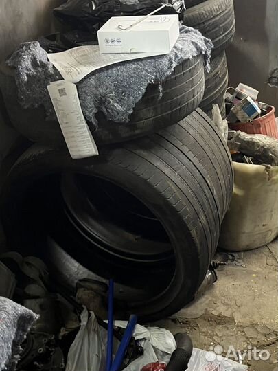 Pirelli P Zero 285/35 R22