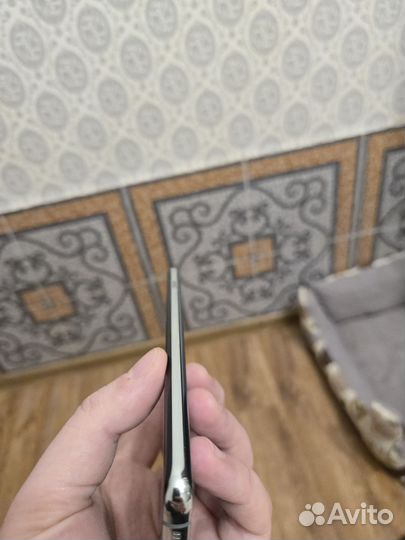 Samsung Galaxy S10+, 8/128 ГБ