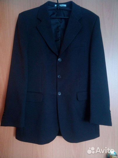 Костюм тройка