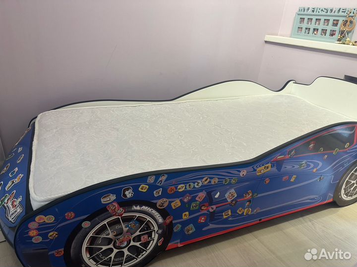 Детская кровать-машина