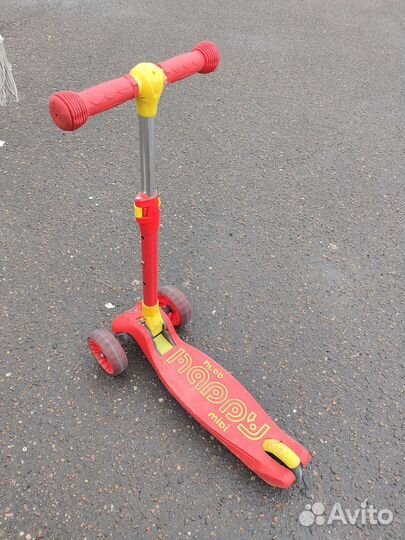 Самокат 3х колесный Scooter