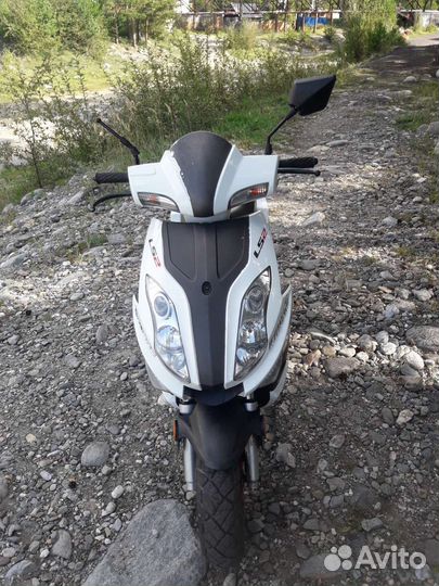 Скутер, описание