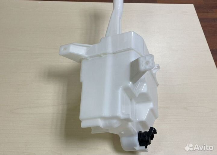 Бачок омывателя toyota camry 40