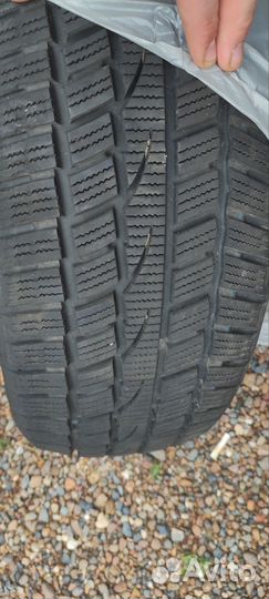 Accelera 651 2.25/4.5 R16
