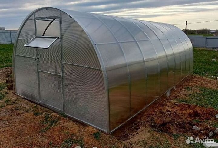 Теплица из Поликарбоната