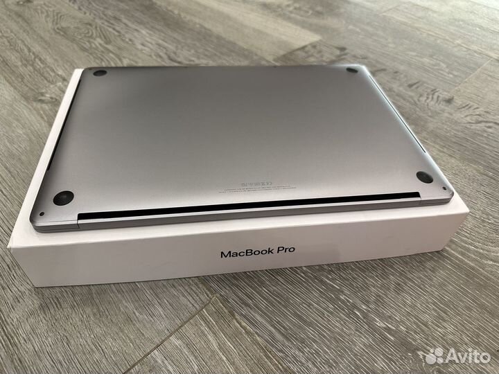 MacBook Pro 15 2018 2.6/16/512 SSD