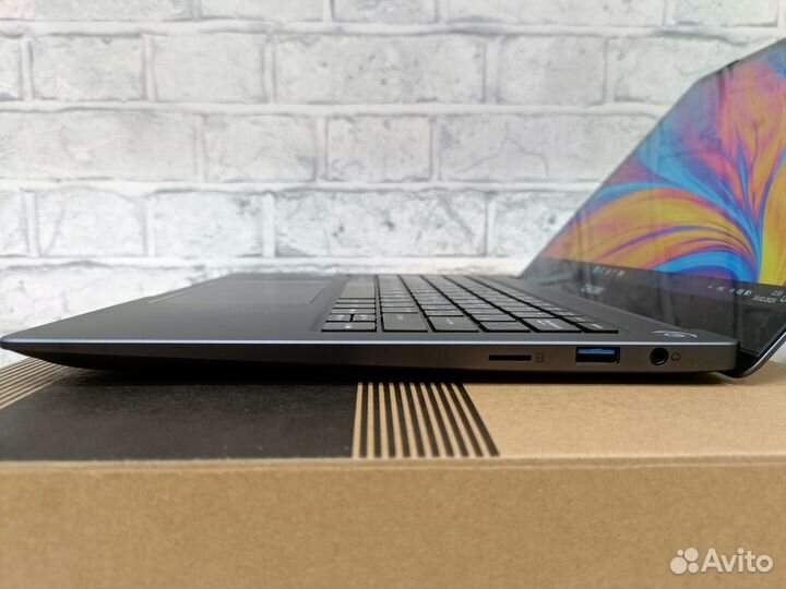 Ноутбук chuwi CoreBook 13 16GB/512/i5-1235U