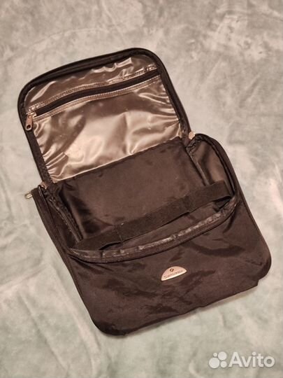 Дорожная косметичка Samsonite