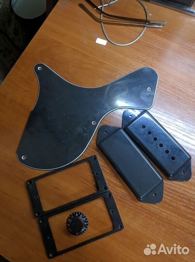 Harley Benton DC Junior TV Yellow