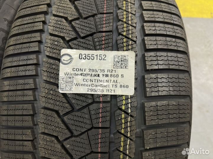 Continental ContiWinterContact TS 860S 295/35 R21 и 315/30 R22 107V
