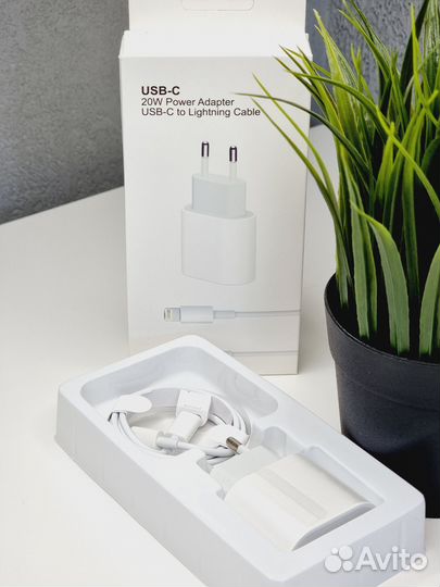 Комплект зарядка на iPhone