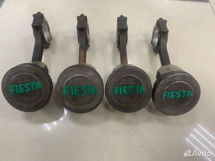 Поршень с шатуном Ford Fiesta CB1 spja 2009