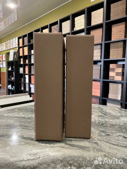 Лицевой кирпич темно-коричневый бархат жкз