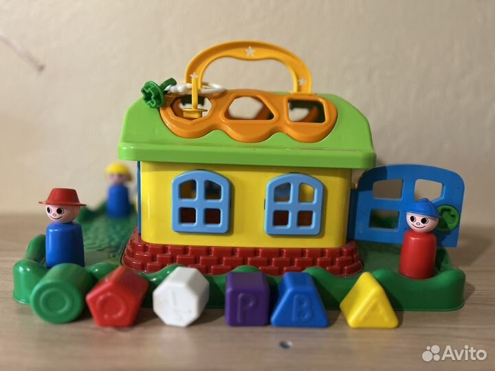 Развивающая игрушка домик сортер Полесье