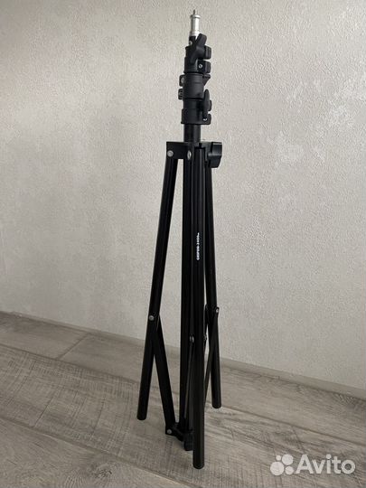 Стойка студийная Grifon-2400nb