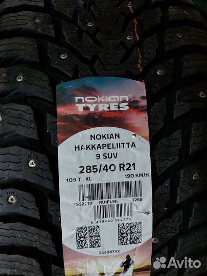 Nokian Tyres Hakkapeliitta 9 SUV 285/40 R21 109T