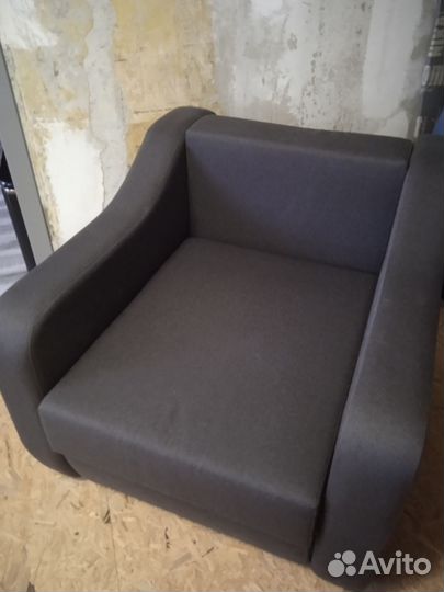 Кресло с оттоманкой