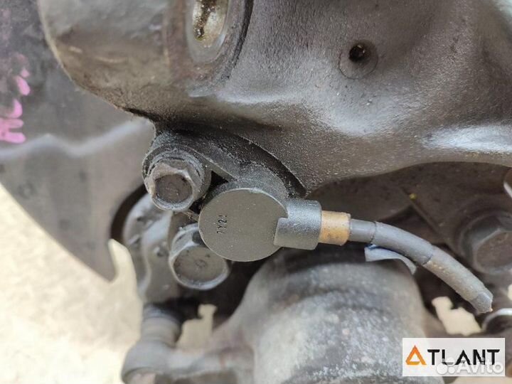 Ступица передняя левая nissan laurel