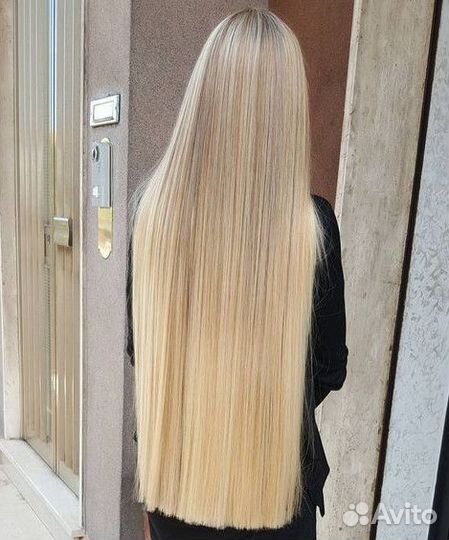 Модель на наращивание волос