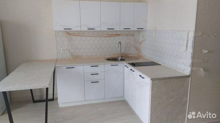 Кухня новая
