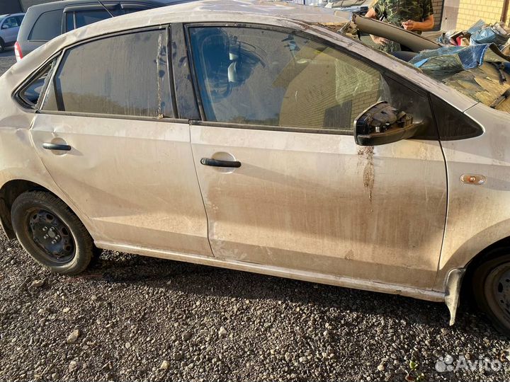 Разбор Volkswagen Polo Sedan Поло Седан 2011