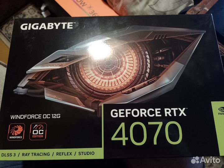 Коробка от Rtx4070 gigabyte windforce oc
