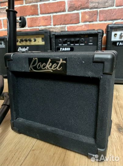 Электрогитара с комбиком (комплект)