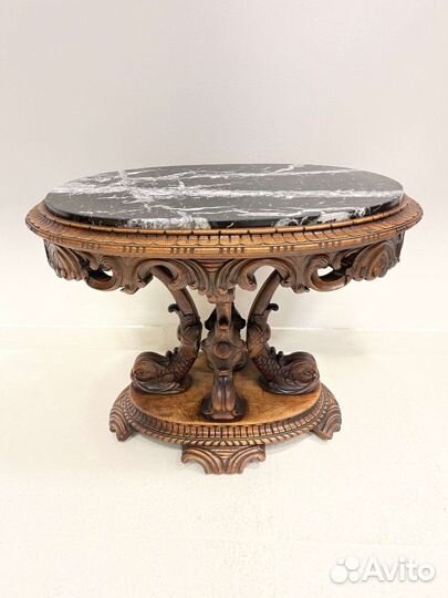 Старинная антикварная мебель